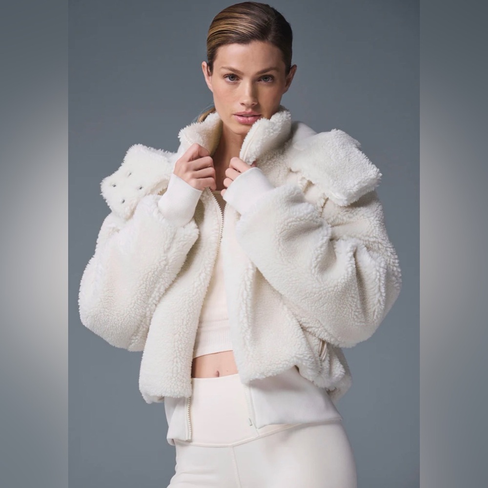 NEW ALO Foxy Sherpa Jacket